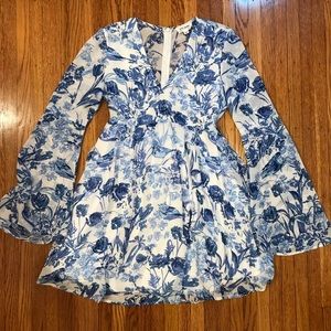 Urban Outfitters Love Sadie Bell Sleeve Dress